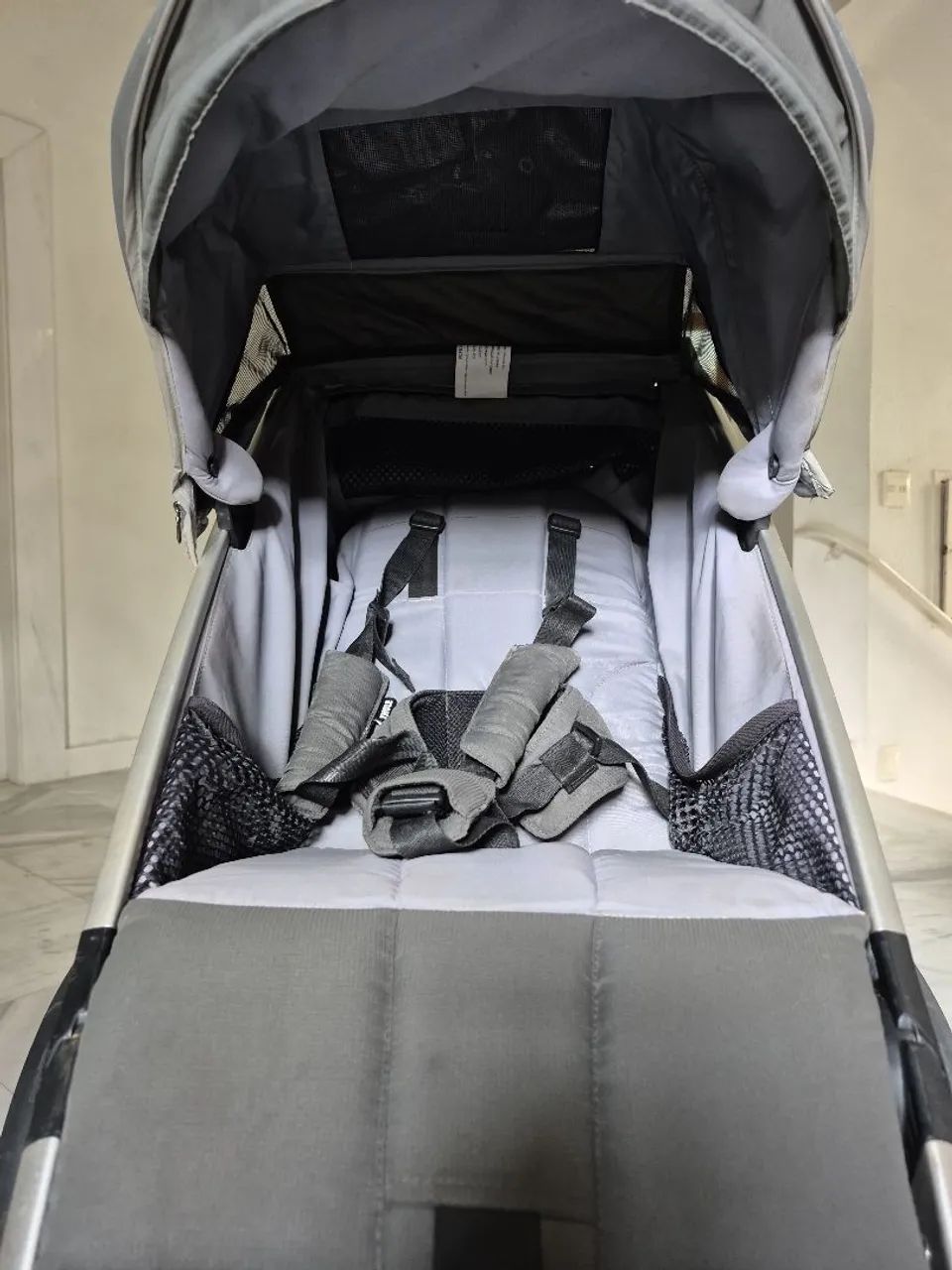 Carrinho de bebê Thule Urban( produto importado) - Foto 5