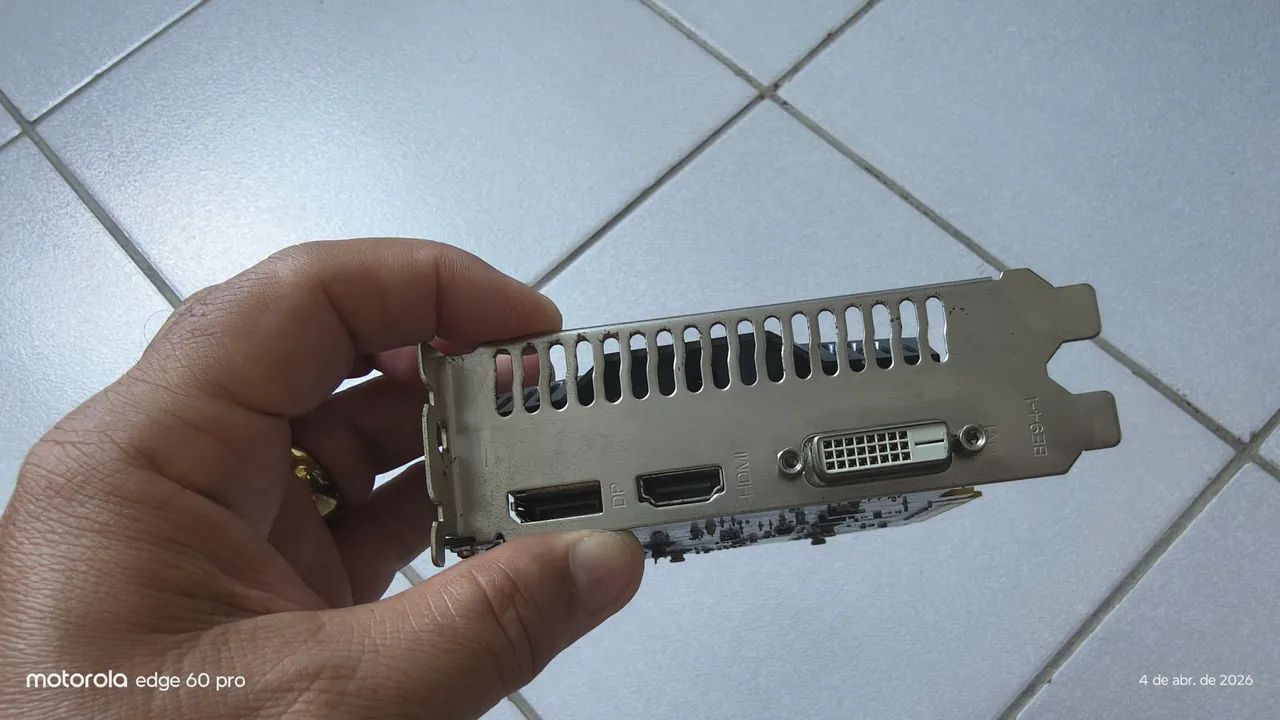 Vendo placa de Video RX 550 **LEIA O ANÚNCIO** - Foto 4