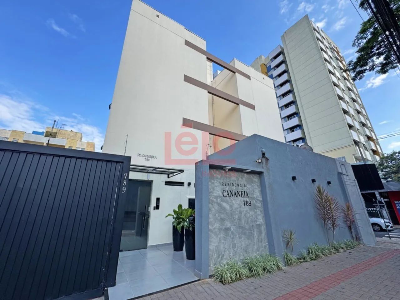 Apartamento na zona 07 próximo a Universidade