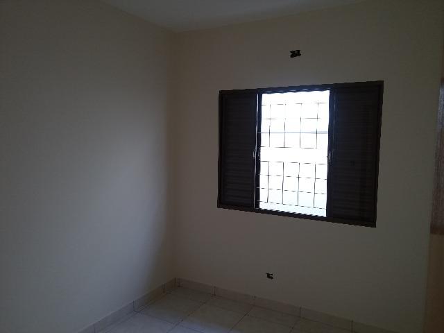 Casa com ótimo padrão bairro com muitas casas - Foto 4