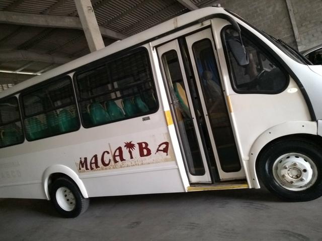 Micronibus Iveco 23 passageiros