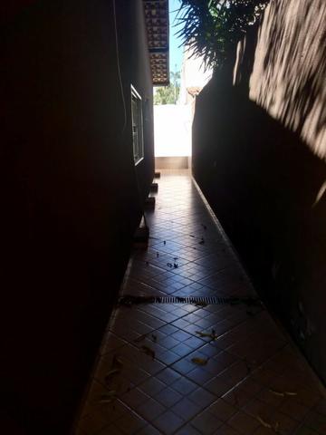 Ótima casa com lote de 1000M² 4 Qtos sendo 3 suítes | 6 vagas | lazer - Foto 6