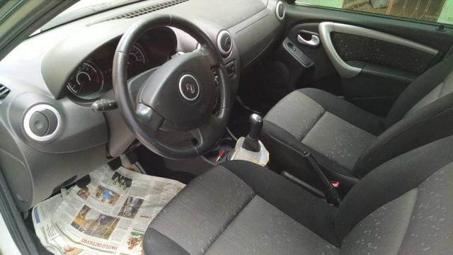 Renault Logan 2010/2011 - 1.6 8V - Revisado - Doc Pago - Foto 8
