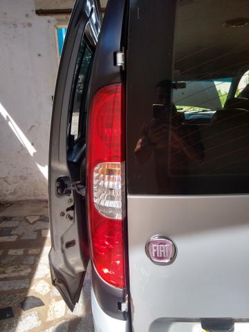 Fiat Doblô Essense 2011/2012 - Foto 3