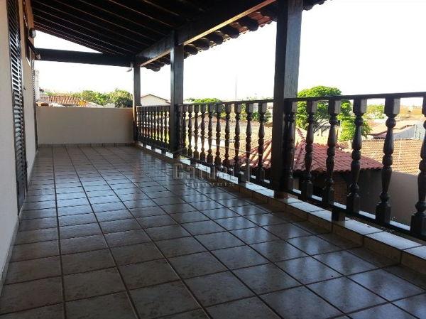 Casa sobrado com 5 quartos - Bairro Coliseu em Londrina - Foto 5