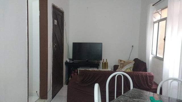Vende se uma casa em Pernanbues, Rua tranquila prox ao fim de linha. - Foto 7