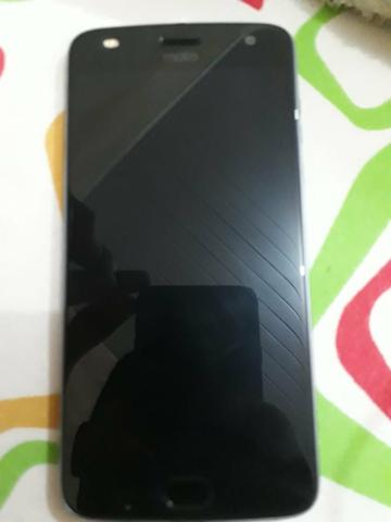Motorola moto z 2 play