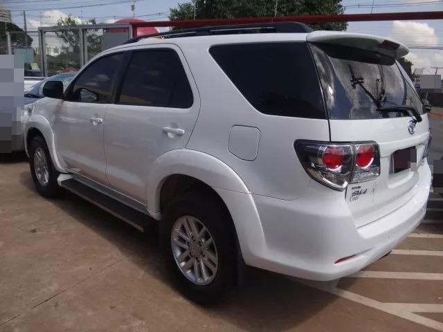 Toyota Hilux SW4 2.7 - Foto 2