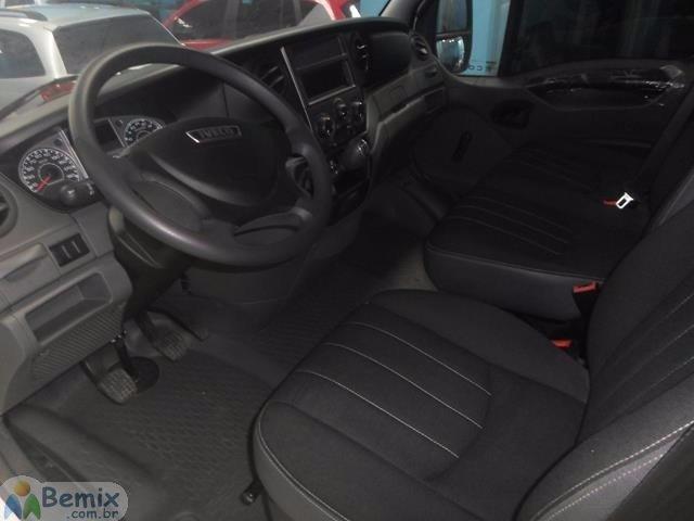 Iveco Daily baú - Foto 5