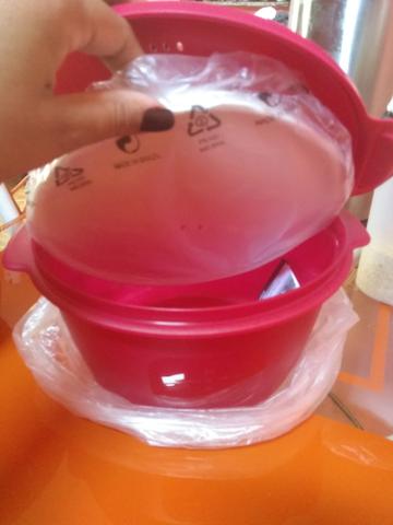 As duas Tupperware uma de arroz e a outra de macarrão pra microondas da Tupperware - Foto 2