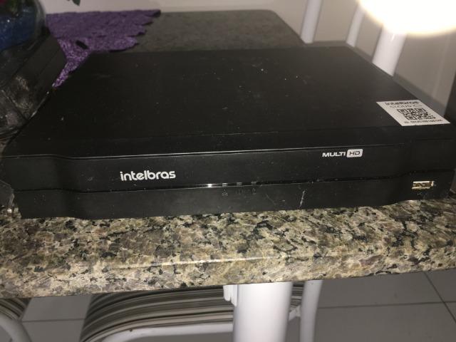 Kit 4 Câmeras + DVR Intelbras + Câmeras Infravermelho de Visão Noturna - Foto 2