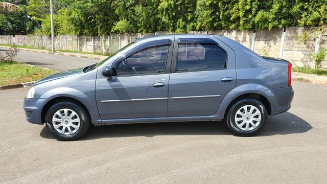 Renault Logan Expression 1.0 Hi-Flex 2012 Manual Completo - Foto 11