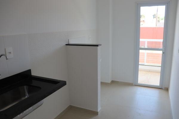 Apartamento com 3 quartos no Condomínio Residencial Lakeside - Bairro Residencial Itaipu - Foto 13