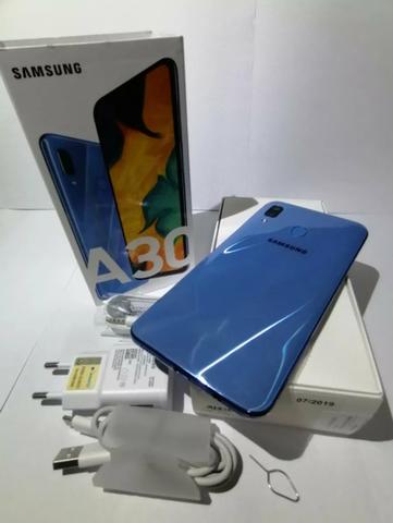 Samsung A30 64 gb Troco em GUITARRA - Foto 3