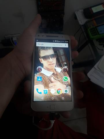 Troco moto g4 plus
