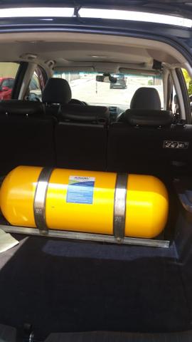Vendo ou troco por carro de menor valor crv top - Foto 5