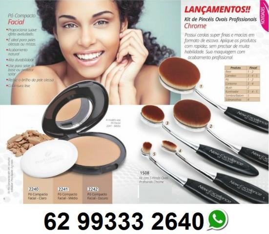 Pó Compacto Facial + 5 Pincéis Ovais Profissionais Chrome Natubelly Cosméticos