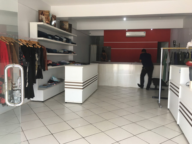 Vende-se Loja de roupas - Foto 5