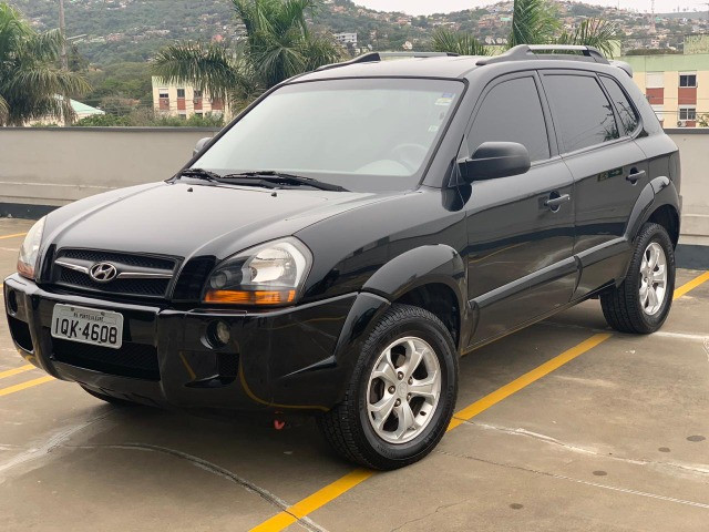 Vendo Camioneta Tucson hyundai 2010 completa