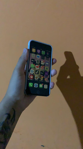 IPhone 8. 1900 pra vender logo - Foto 2
