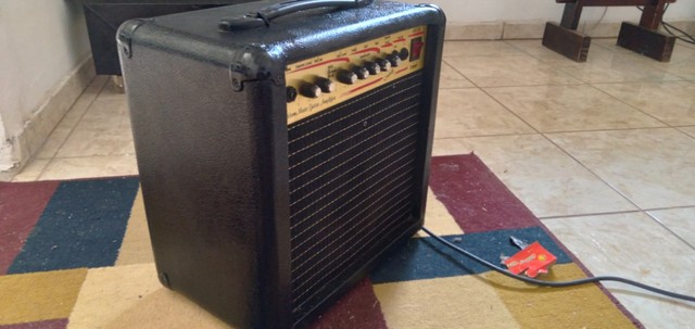 Amplificador de guitarra  - Foto 2