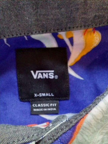 Camisa Vans Floral original PP - Foto 2