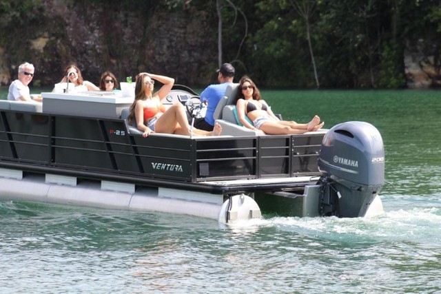 Lancha/Barco - Pontoon 250 Ventura - N e Solara/Vcat/Fluvimar