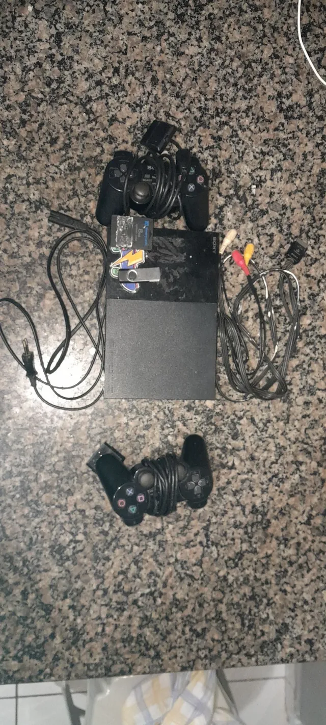 PS2 Slim Desbloqueada com OPL no Memory Card de 8mb Matosinhos E Leça Da  Palmeira • OLX Portugal