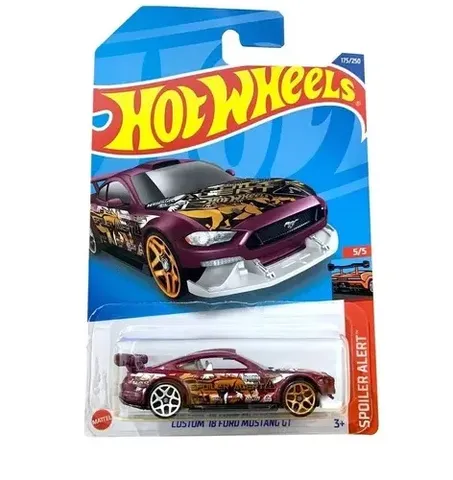 Carrinho Hot Wheels Custom Ford Maverick Flames Mattel na Americanas  Empresas