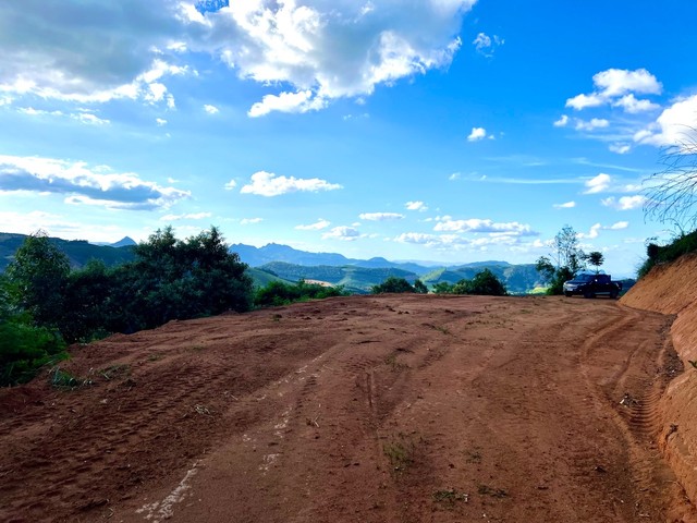 **IMPERDIVEL-CHACARA VALE DOS VINHEDOS EM SANTA TERESA** - Foto 13