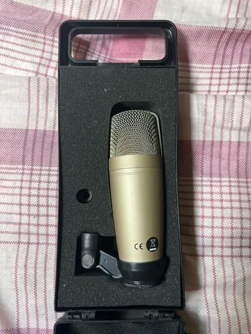 Kit com 2 Microfones Sem Fio Wvngr Uhf Profissional Com Ajuste De