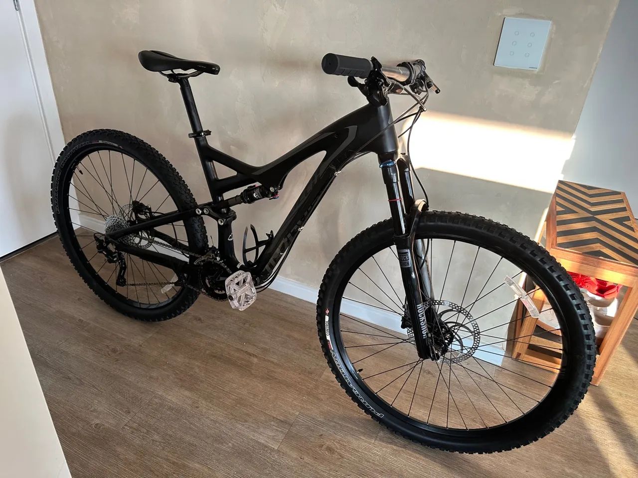Bicicleta Specialized Stumpjumper FSR Carbon 29