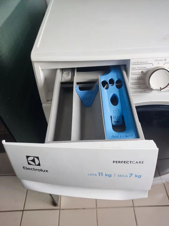 Máquina de Lavar e Secar Electrolux 11kg - Foto 3