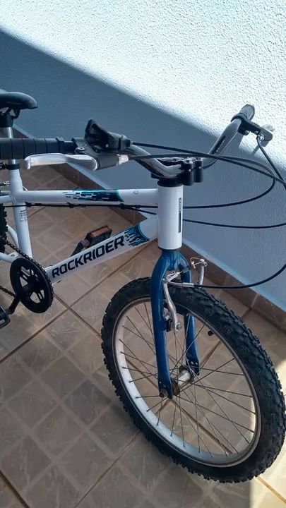 Bicicleta, aro 20, câmbio Shimano 06 marchas - Foto 5