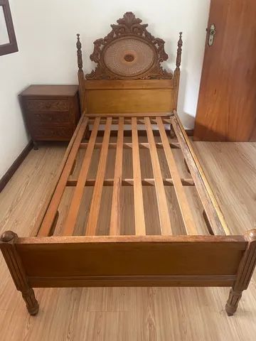 Cama de solteiro com criado mudo - Foto 4