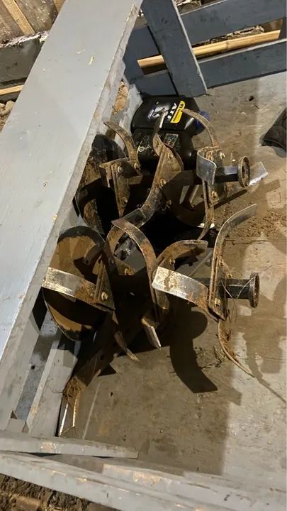 Motocultivador-tratorito branco bttg-6,5  - Foto 2