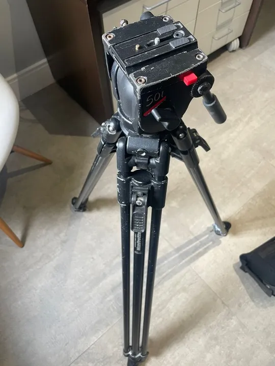 Tripe Manfrotto 351mvb + Cabeça Fluida 501 + 2 Plates + Case