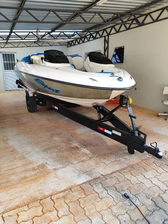 JET BOAT COLUNA EXPERT 240 EFI Mercury 2T ano 2002 Recebo moto/carro na troca  - Foto 2