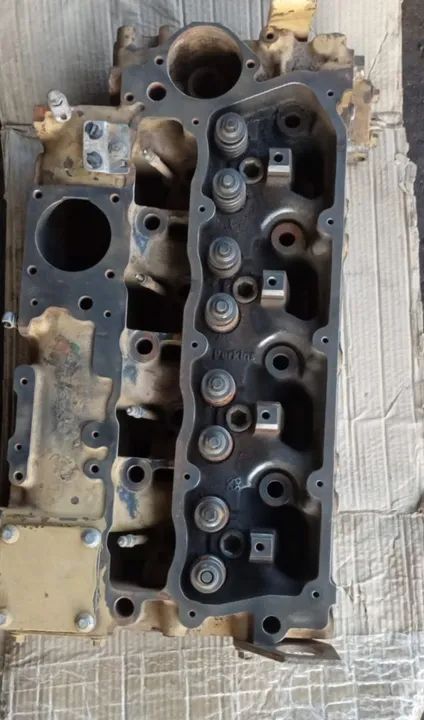 Cabeçote de motor 3054c Caterpillar 416e - Foto 3