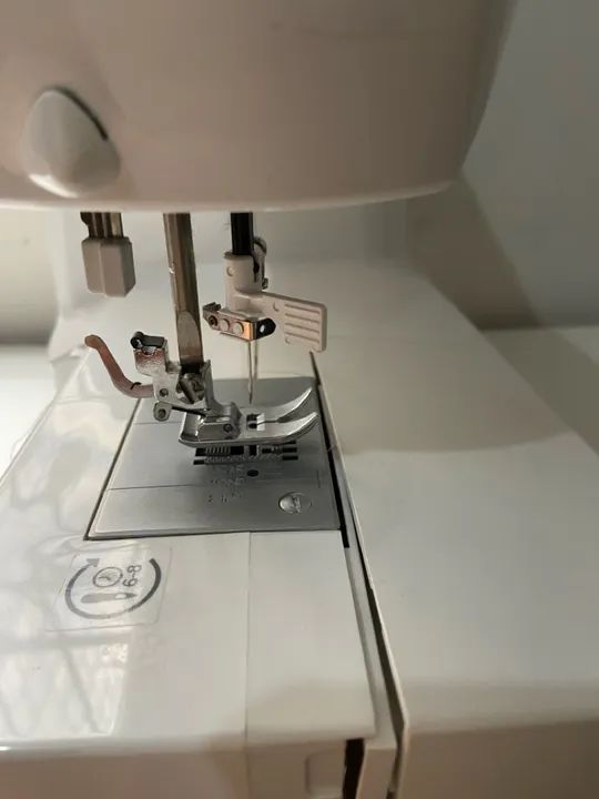 Máquina de Costura Singer Starlet  - Foto 5