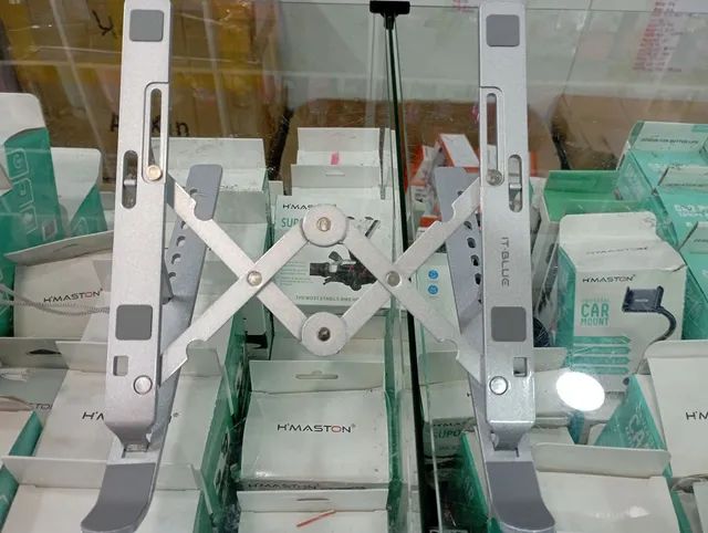 Suporte para Notebook metal retrátil 