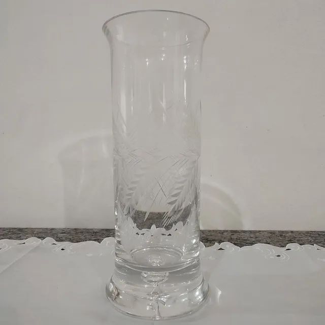 Vaso cristal Hering lapidado.