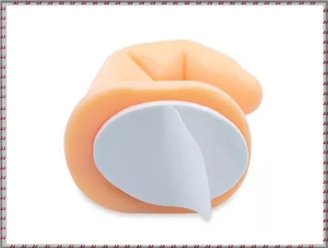 Dedo em plástico para treino de manicure - Foto 4