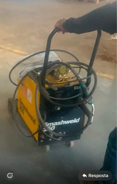 Máquina de Solda MiG Esab