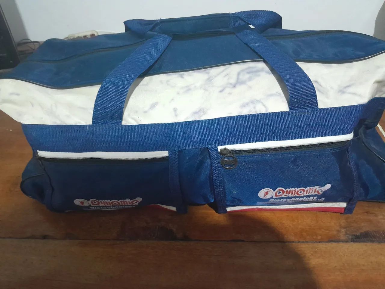 Mala de viagem de mão 20 kilos original azul resistente turismo de mão grande - Foto 4