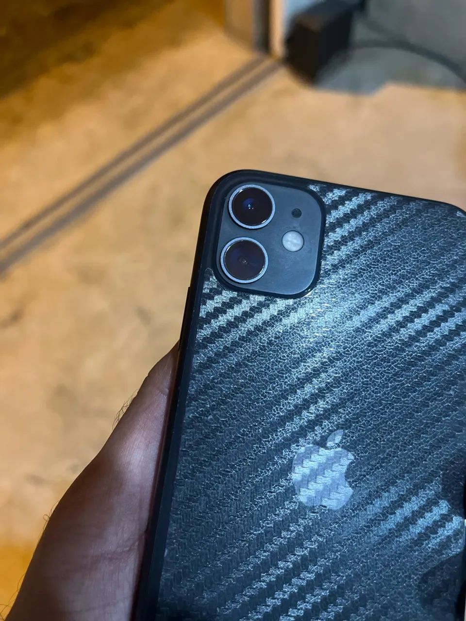 iPhone 11 128GB - Excelente estado, único dono. - Foto 2