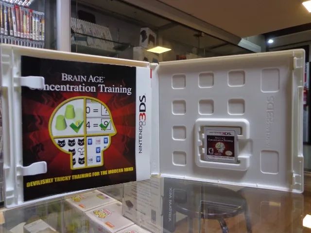 Jogo Brain Age Concentration Training 3Ds Conservado  - Foto 4