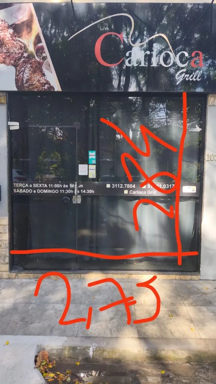 Vendo ou troco Vidro temperado com porta, fumê  - Foto 2