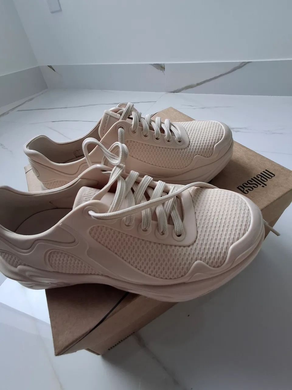 Tênis Casual Bege NOVO MELISSA