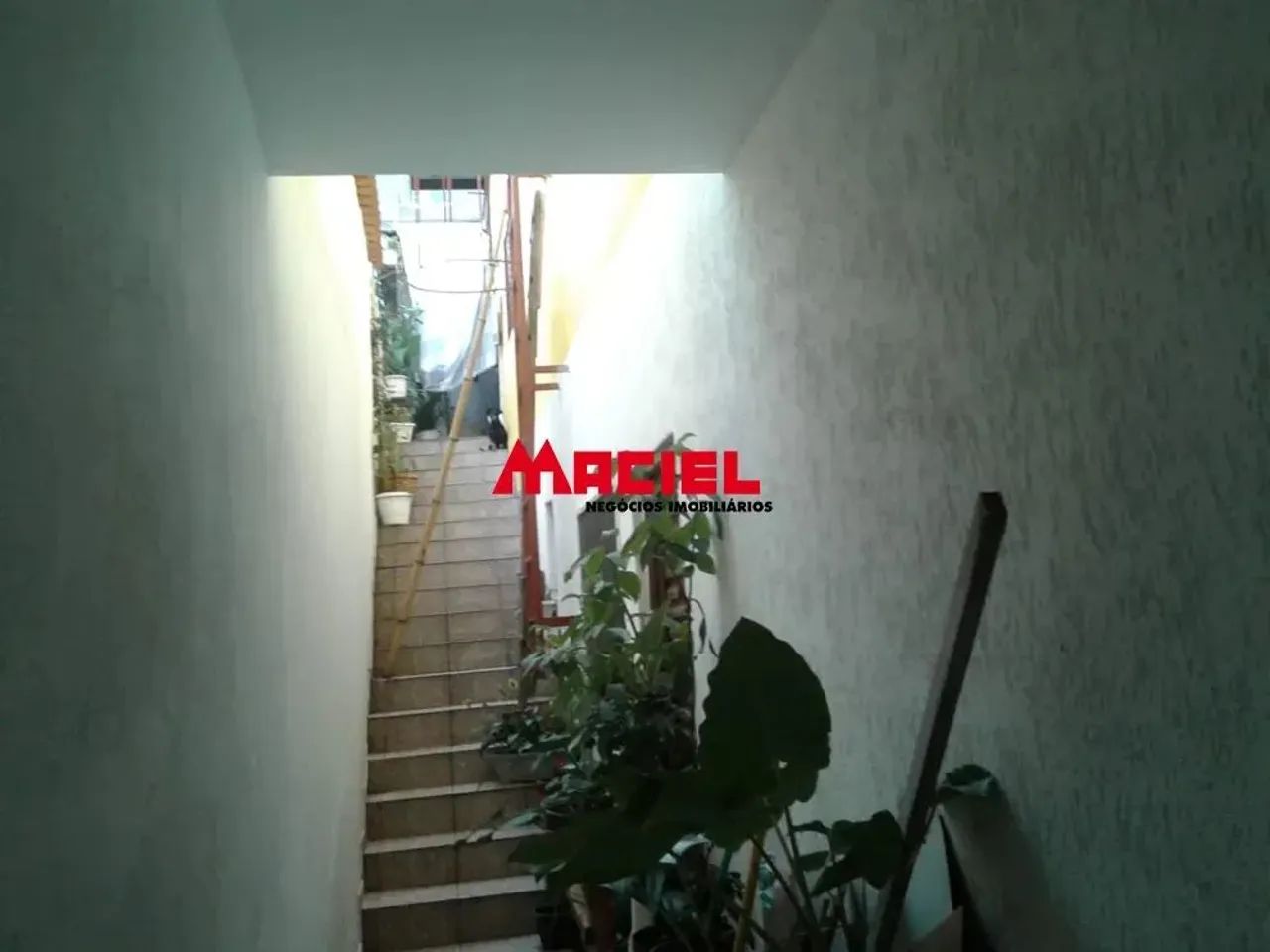 Casa sobrado no Bosque Eucalíptos, ótima localização - Foto 2